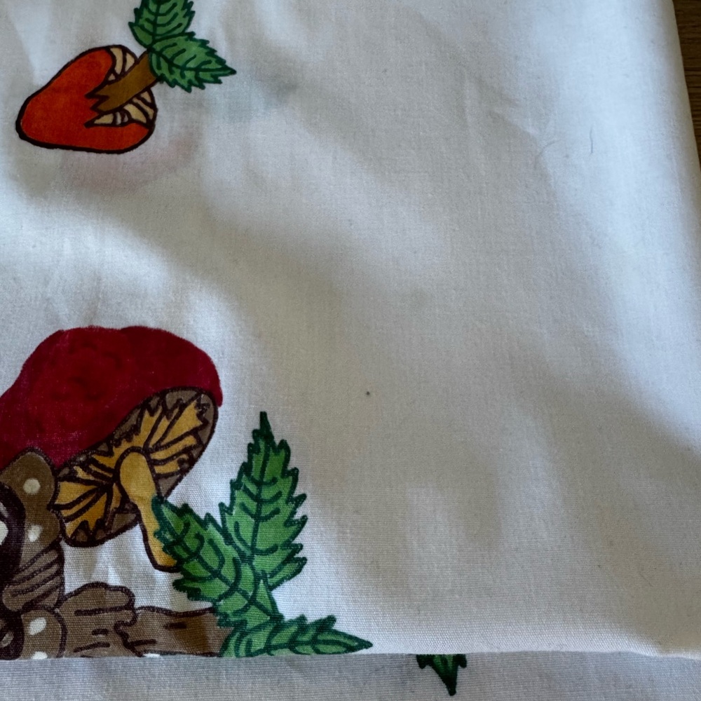 White Fabric Tablecloth with Mushroom and Leaf Print